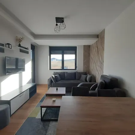 Devetka Apartament *